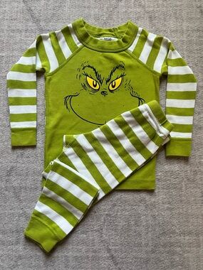 Hanna Andersson Dr. Seuss Grinch Long Sleeved Pajama Set (3T)